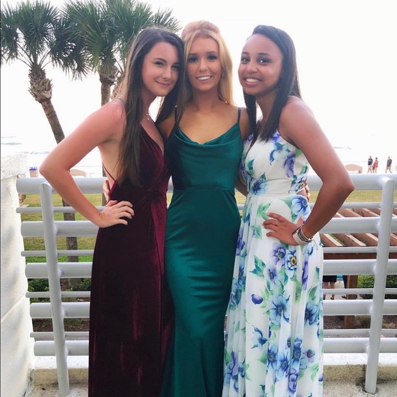 Meet your Posher, Emma - Picture 3 of 5